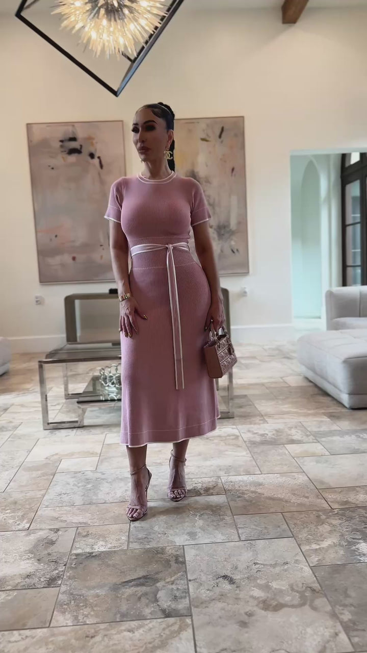 Nera (Blush Midi Dress)