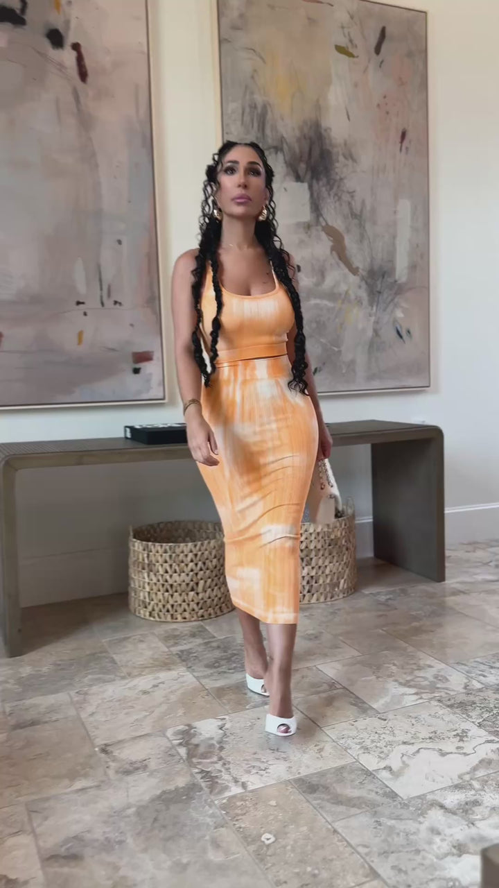 Aven (Orange Skirt Set)