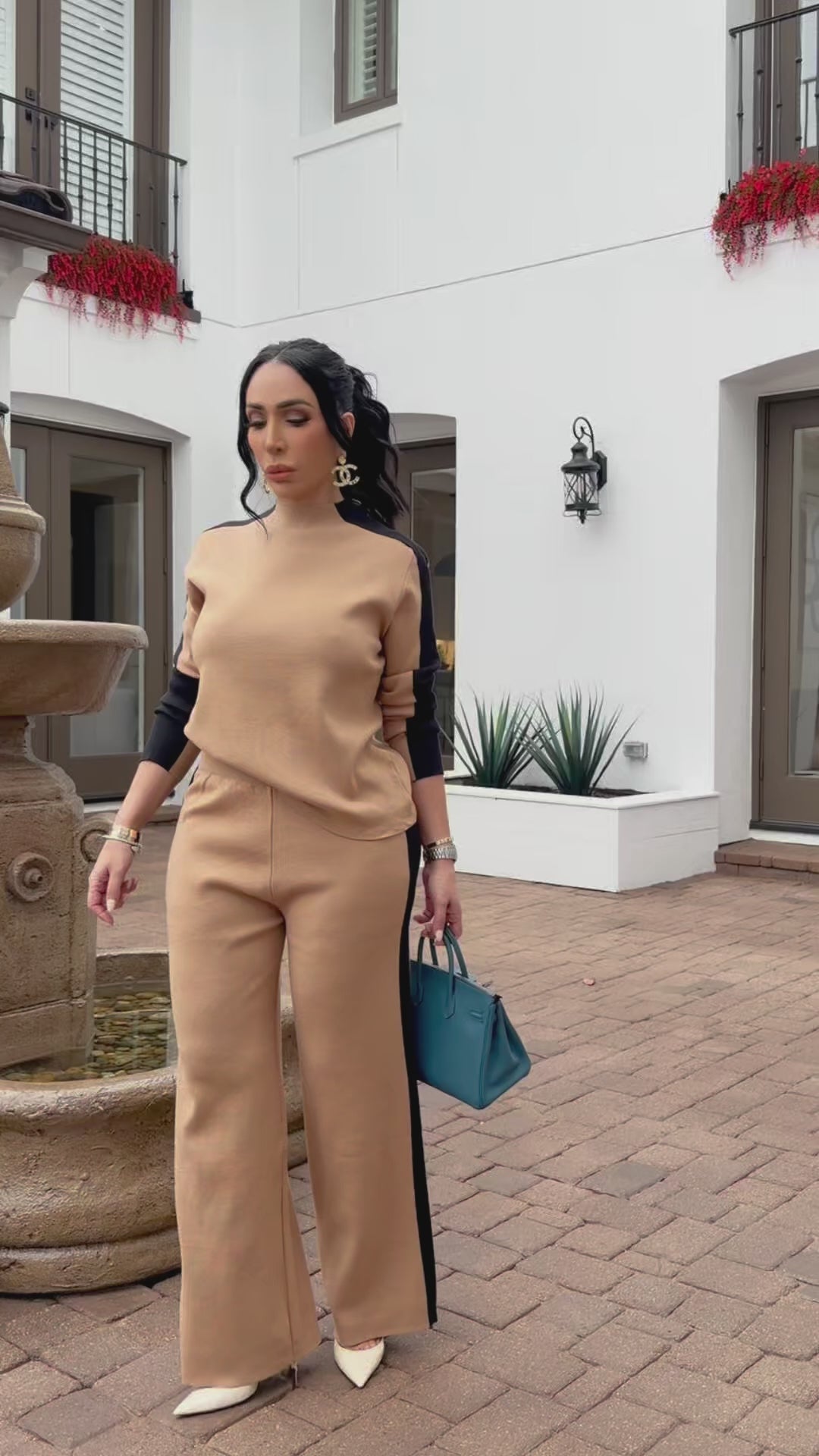 Soul (Camel/Black Lounge Set)