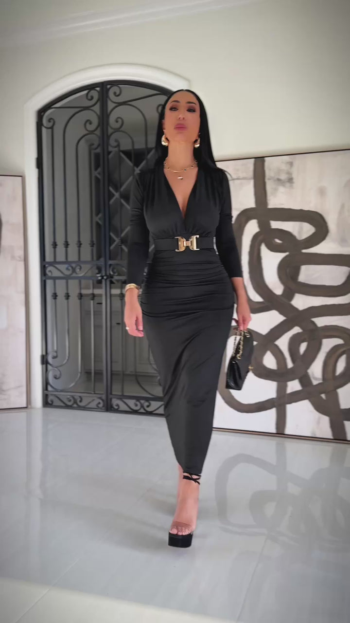 Linox (Black Dress)